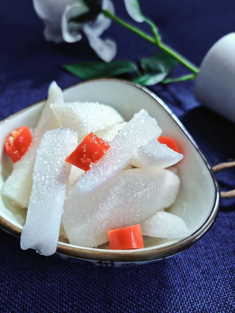 农家自种的萝卜腌制酸甜爽口的脆萝卜萝卜生