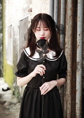 001