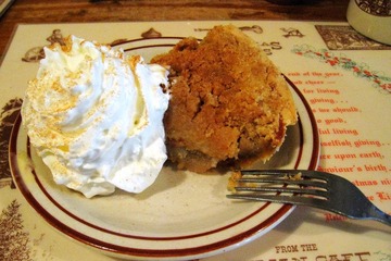 Apple pie with wiped cream