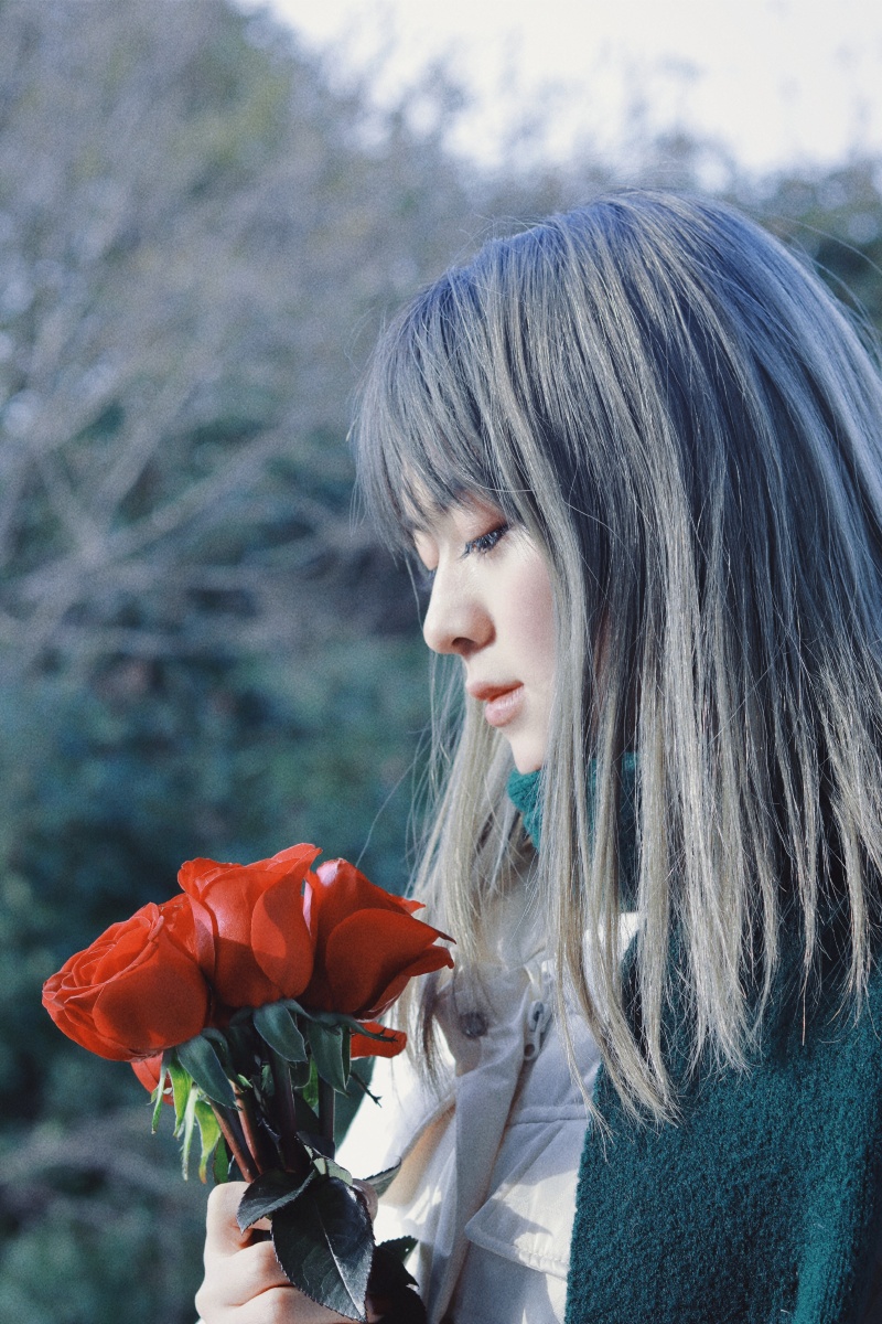 冬日玫瑰出镜模特小越越