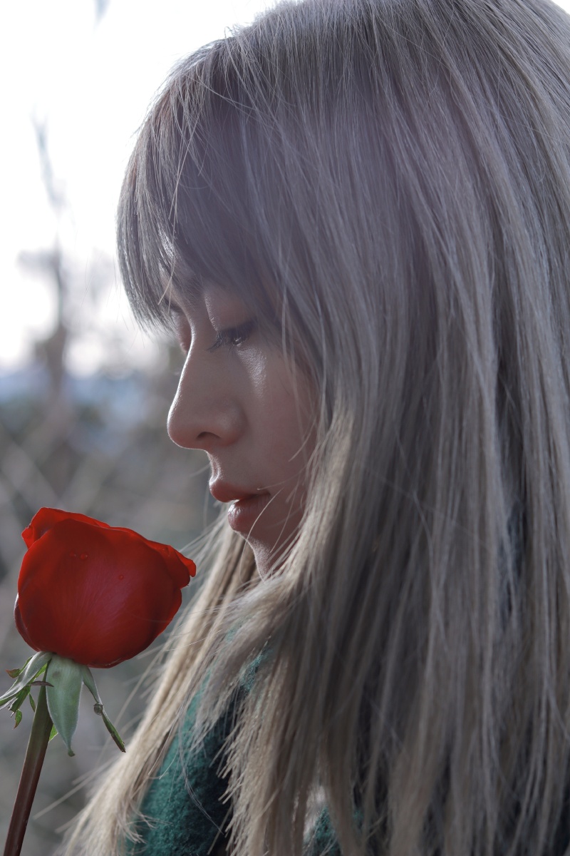 冬日玫瑰出镜模特小越越