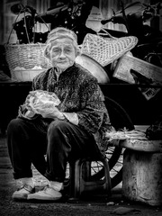 2007812