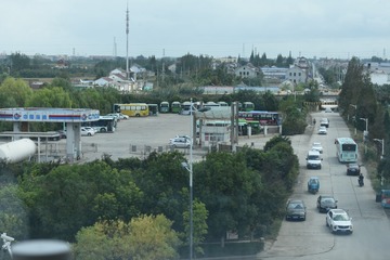 615329