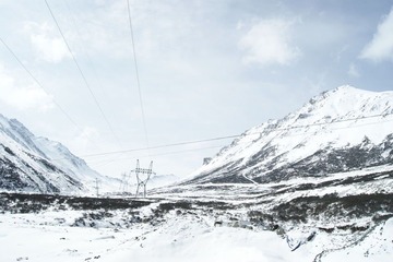翻越巴朗山