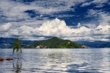 泸沽湖 鸟岛