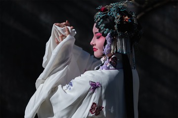幽梦谁边