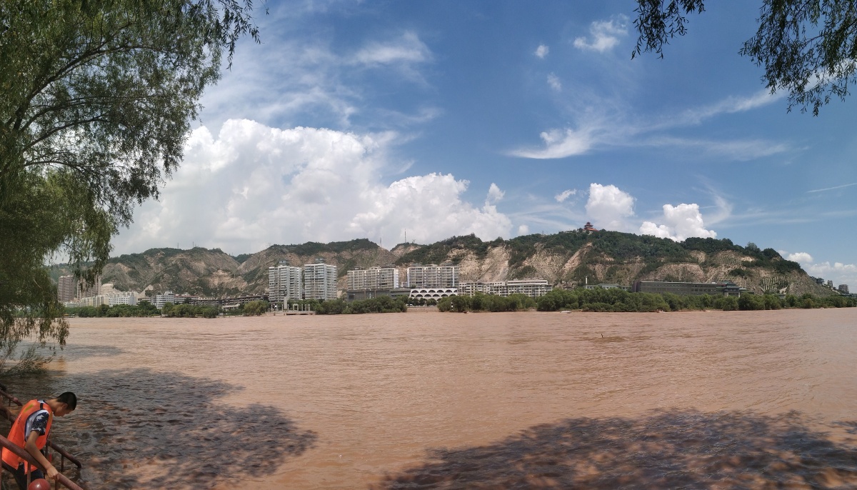 穿越城市的黄河