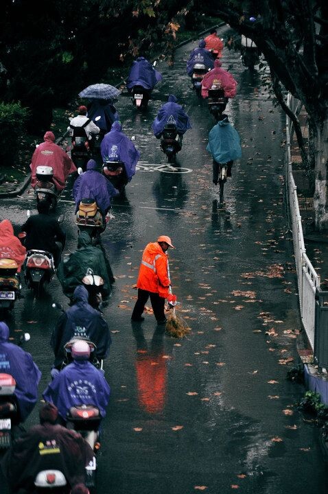 雨<br />
