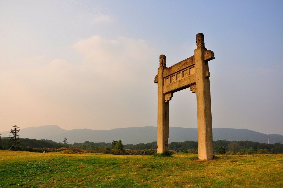 棒球场_<br />
民国時代的棒球场，现改为体育公园.