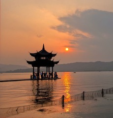 亭湾骑射