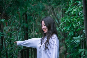 001