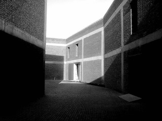 201104245404