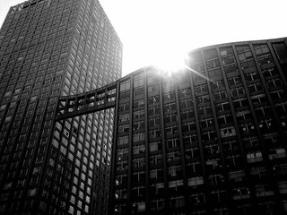 201103161004