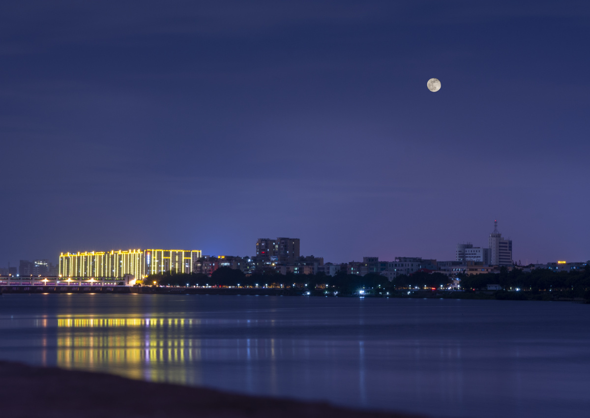 月景如画,流水似水 - 爱摄影的广东靓仔 - 图虫