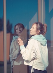 001