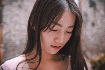 001