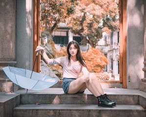 001