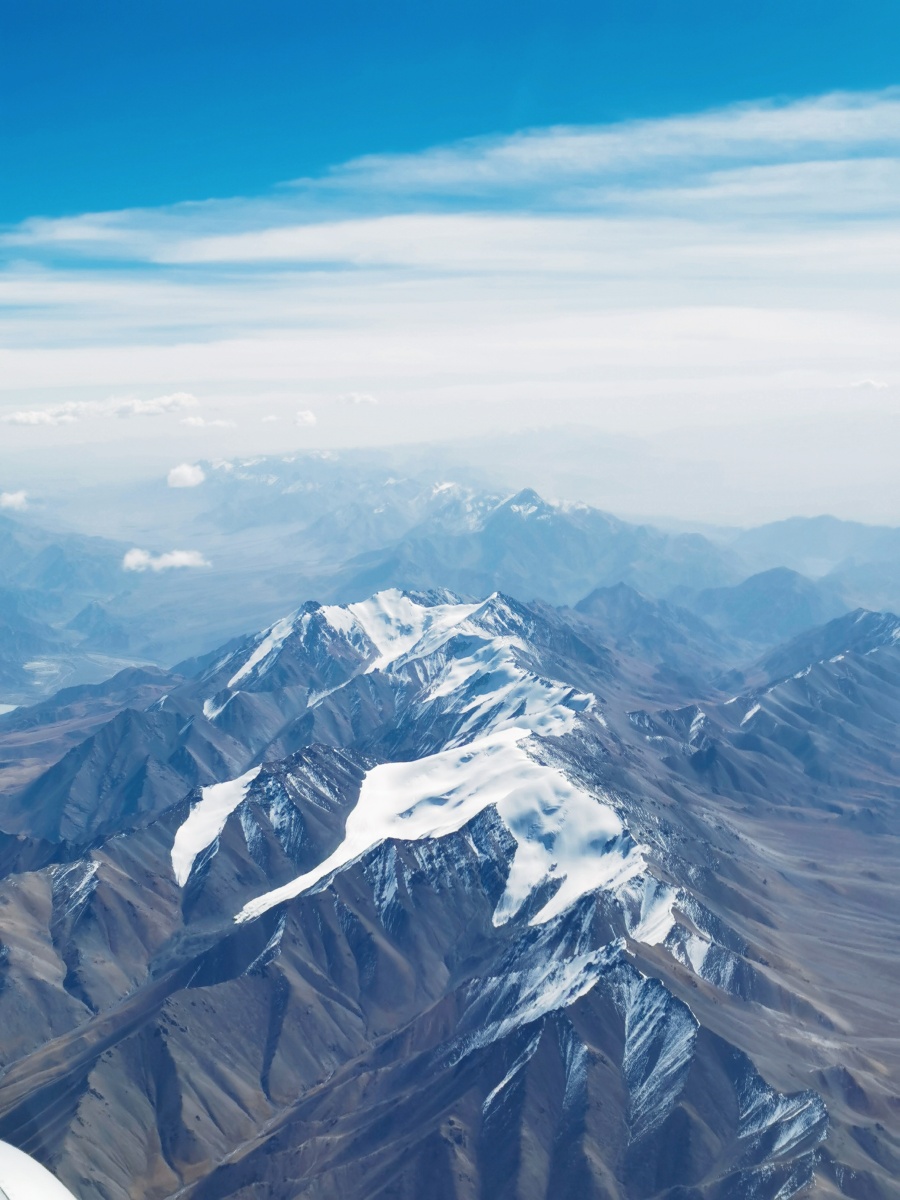 唯有站高望远方知天地辽阔手机拍摄