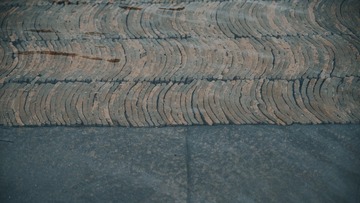 347107