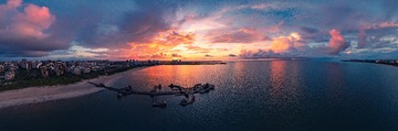 高隆湾朝霞海韵