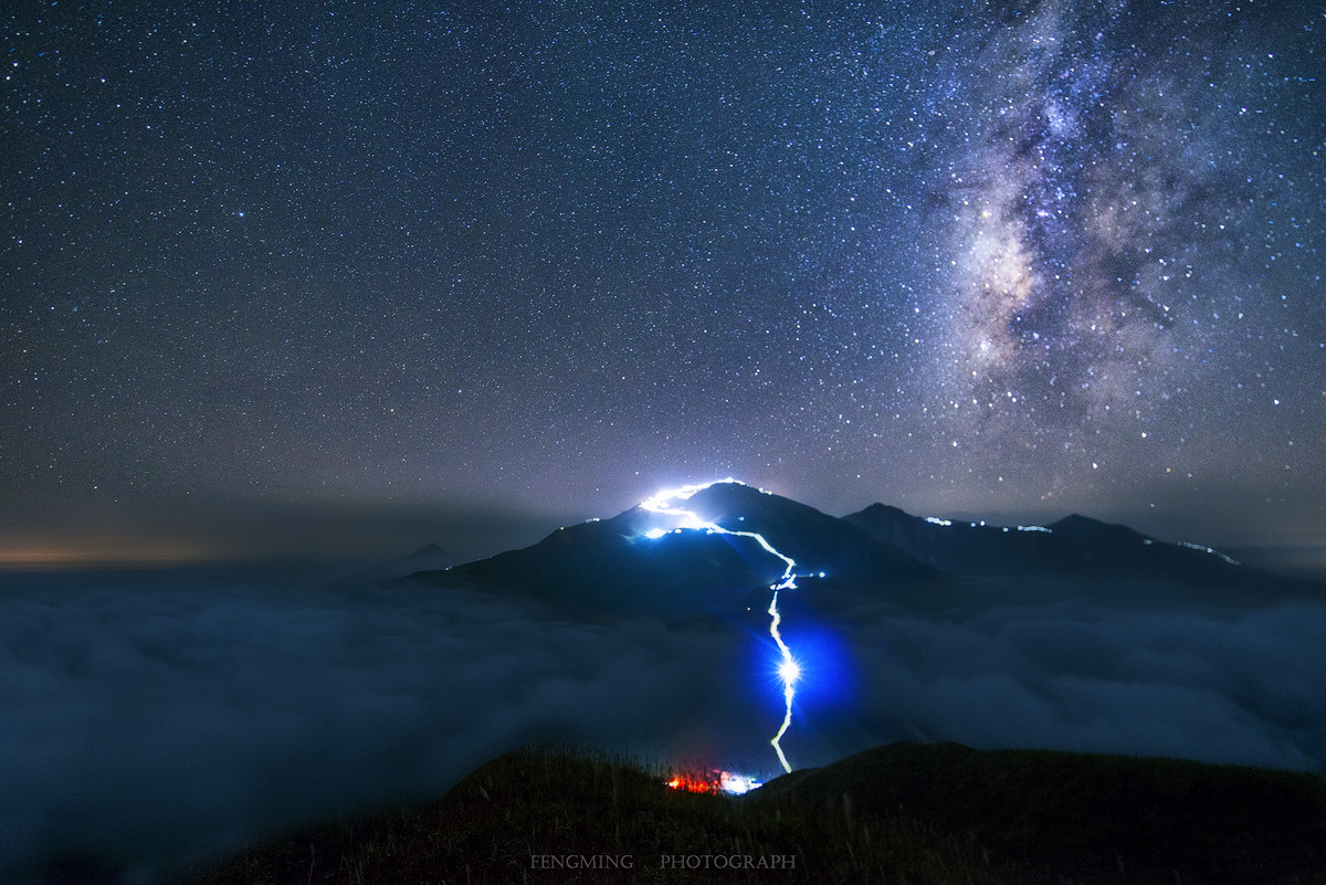 前行;可是再微弱的光芒最后也会汇聚成一条耀眼的"通天之路"1200_801
