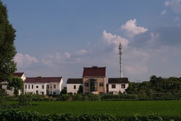D594002B-DE08-4B60-8645-3487F24E36EF/L0/001