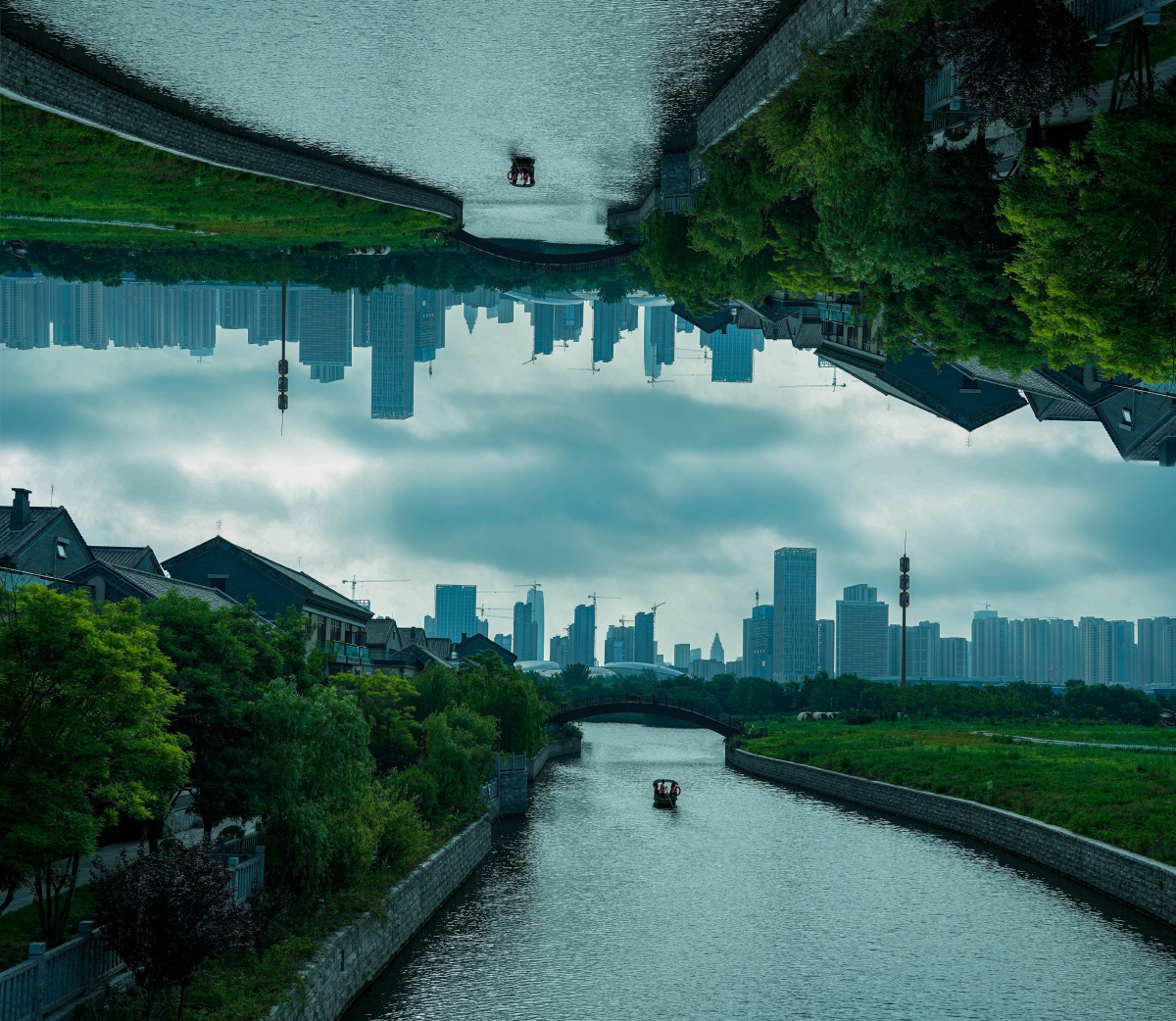 古建筑和现代的碰撞