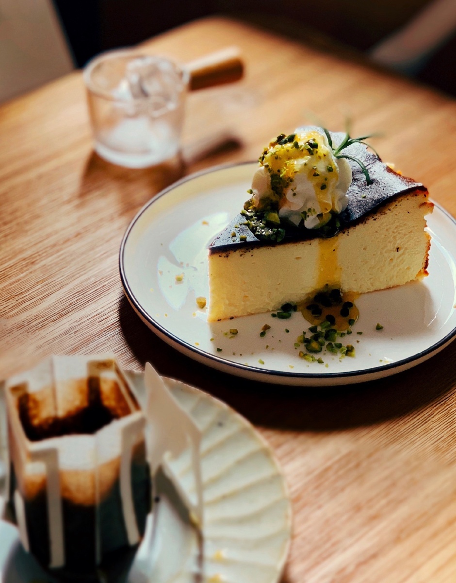 【巴斯克芝士蛋糕】西班牙经典甜点烧焦,粗犷的芝士蛋糕外表诱惑人心