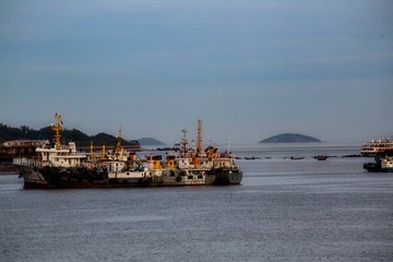 507829