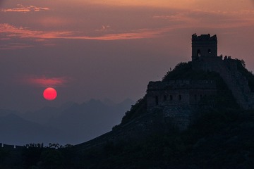 红日金山