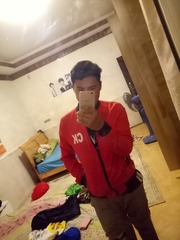 823126