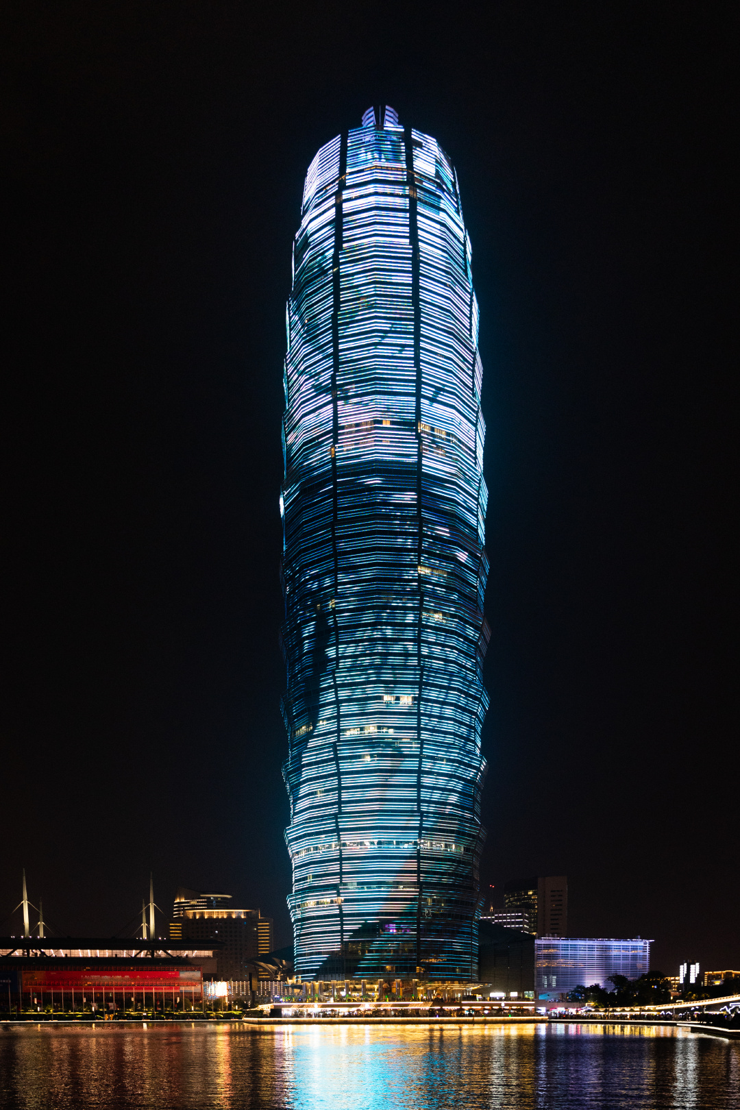 玉米楼千禧广场夜景