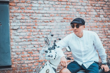 001