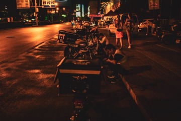 001
