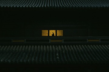 27076