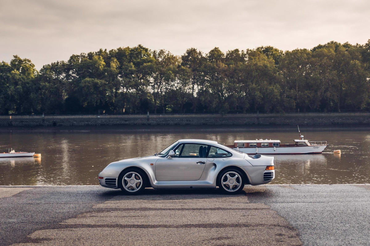 黑色保时捷porsche 911 r 银色保时捷porsche 959 porsche 911