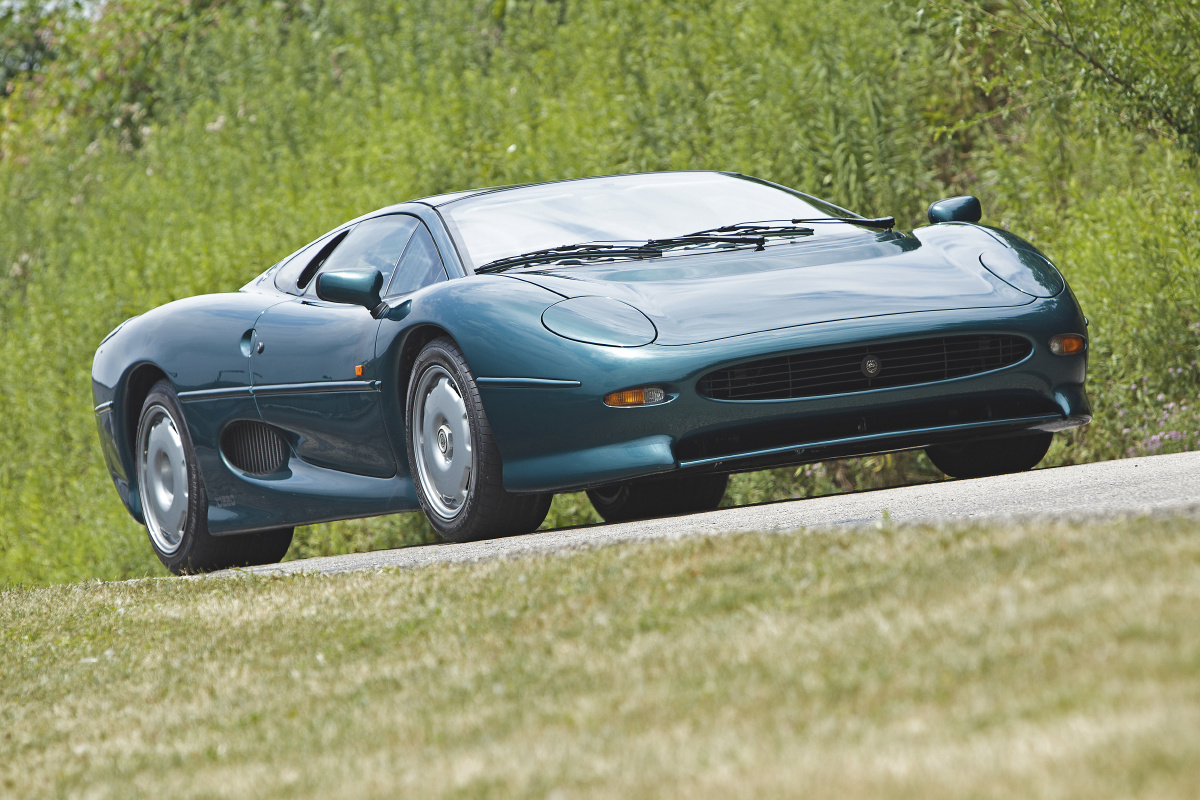 捷豹跑车灰色1964jaguaretypelightweightroadster绿色和银色jaguarxj