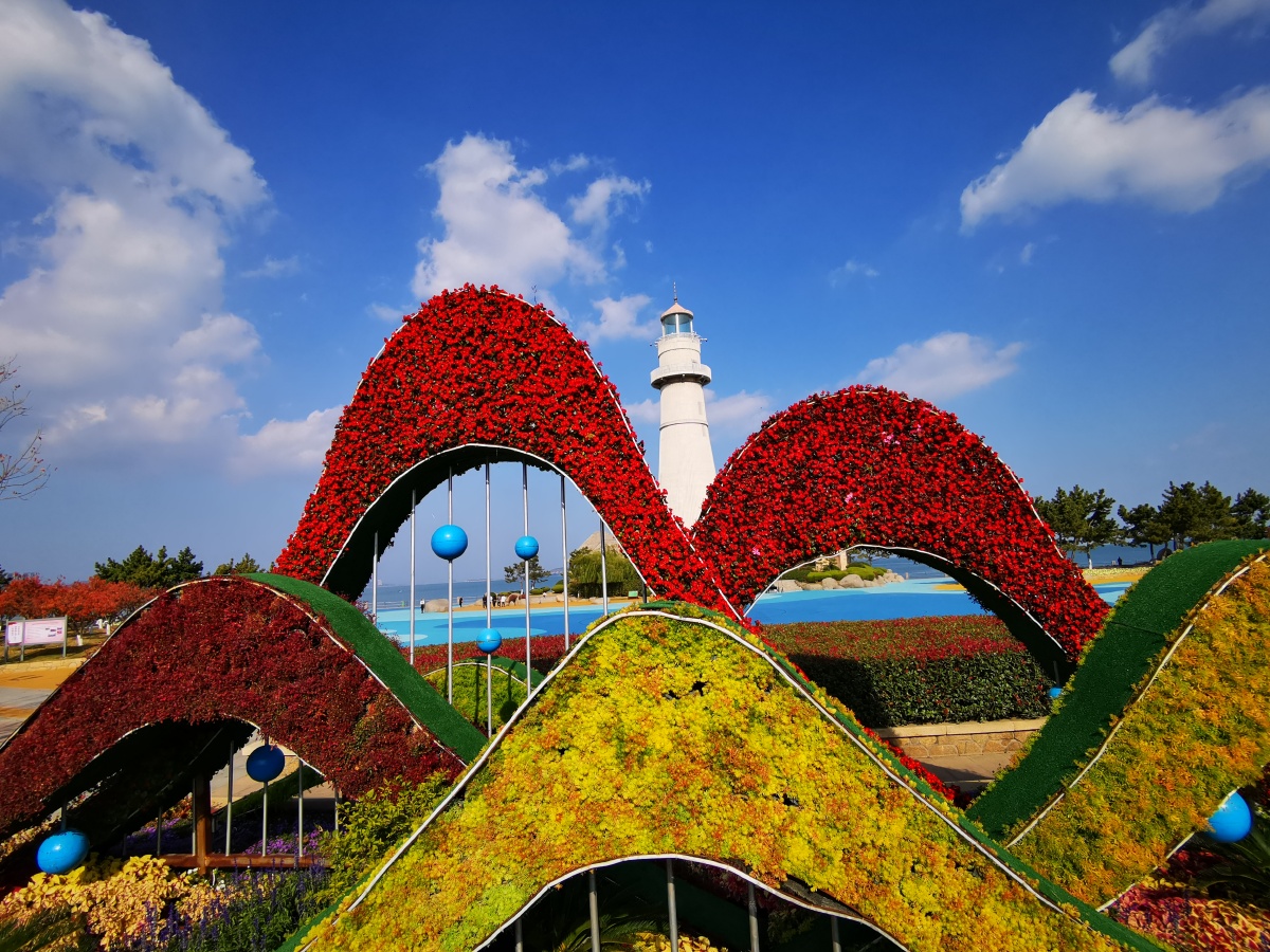 威海悦海公园灯塔秋色