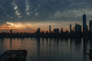 12402