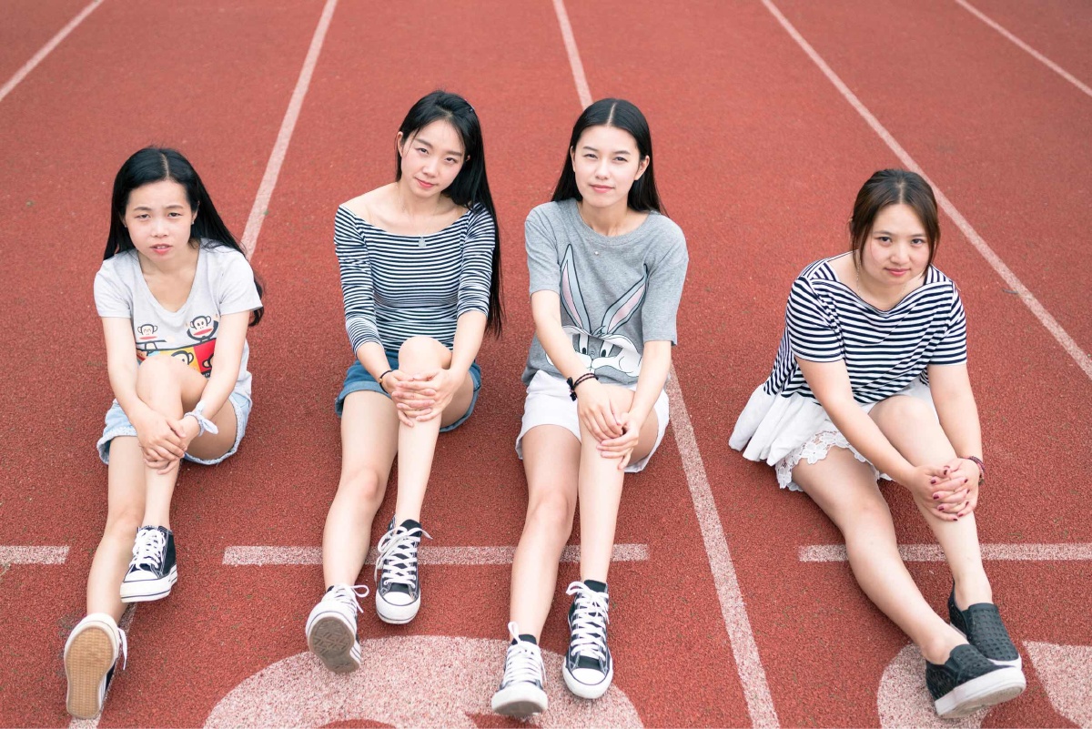 人像写真闺蜜照宿舍姐妹合照毕业照