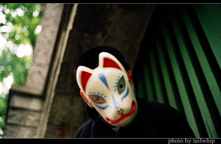 伪善,伪恶,伪爱请放下面具让我看清你 bessa r2 40/1.