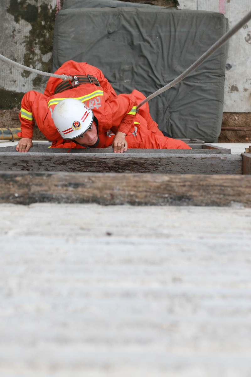 消防兵的日常训练