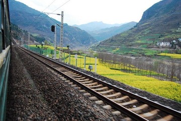6064次旅客列车