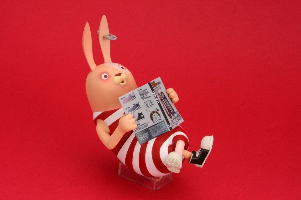 喜欢看帆布鞋杂志的基里连科<br />

