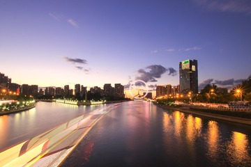 三叉河口之夜