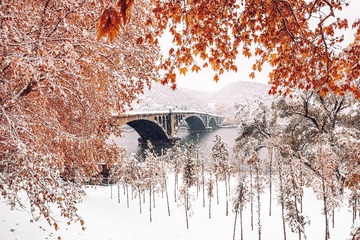 龙门雪域