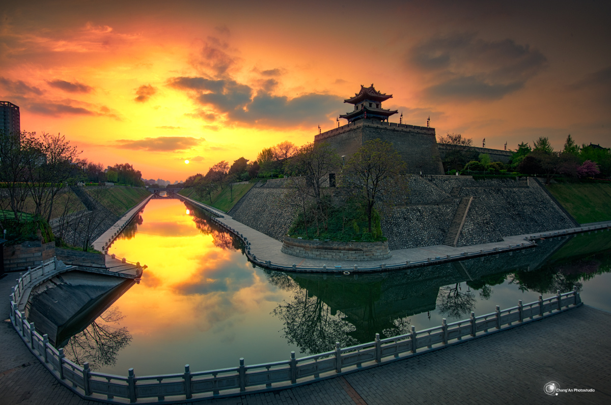 今天的西安城墙晚霞很不错