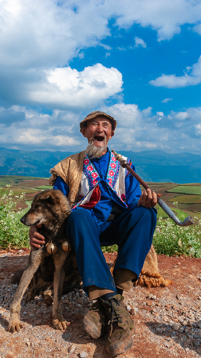 红土地上的老人