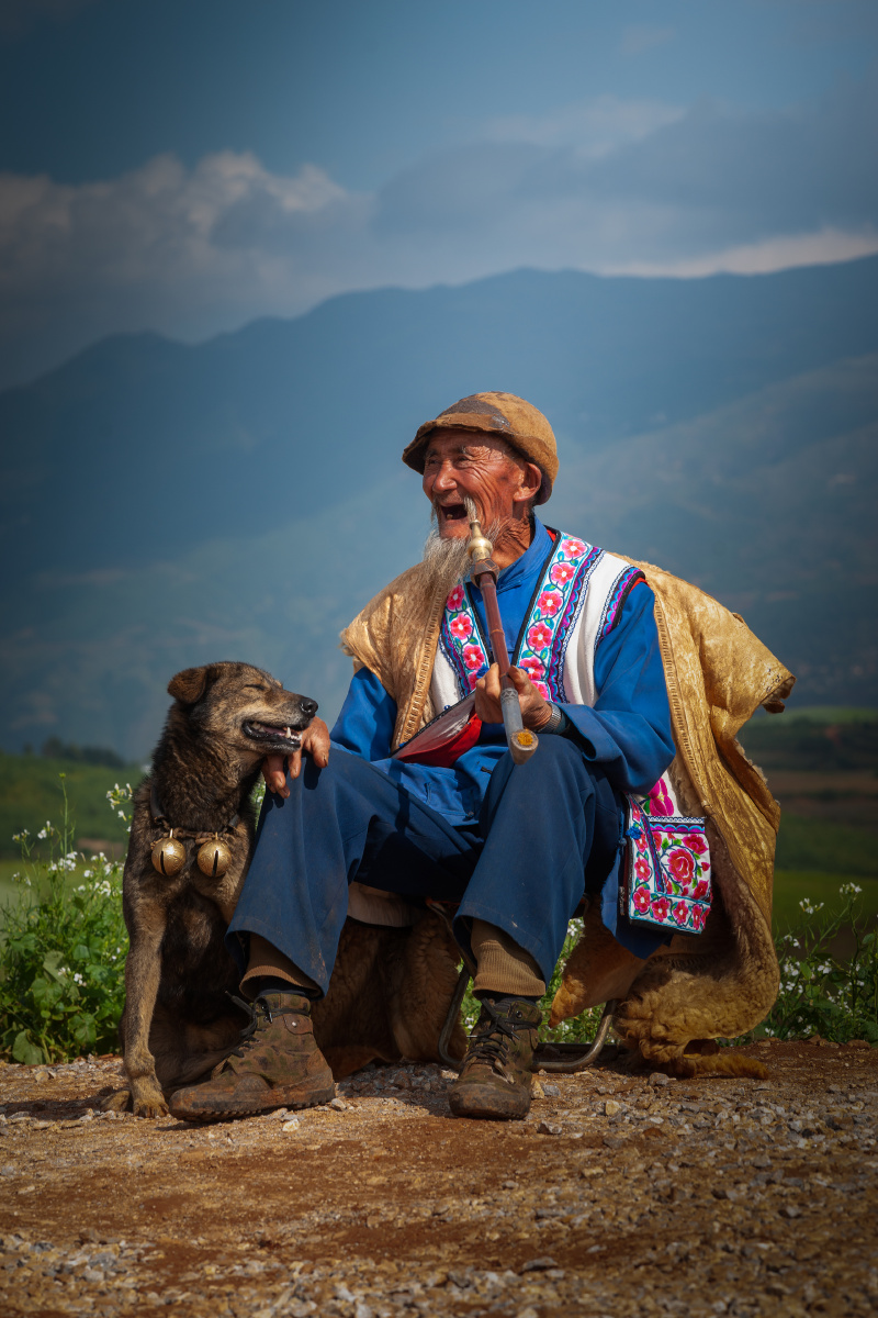 红土地上的老人