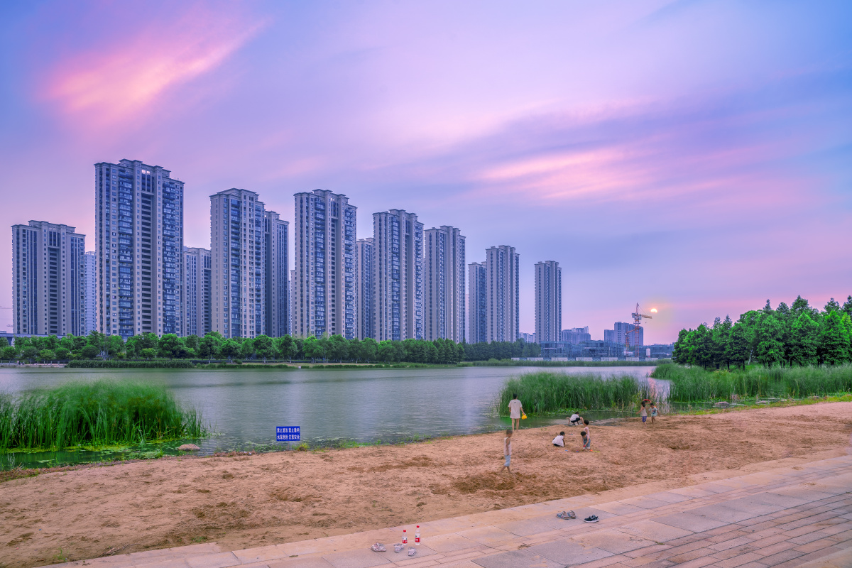 诺贝尔湖的小沙滩